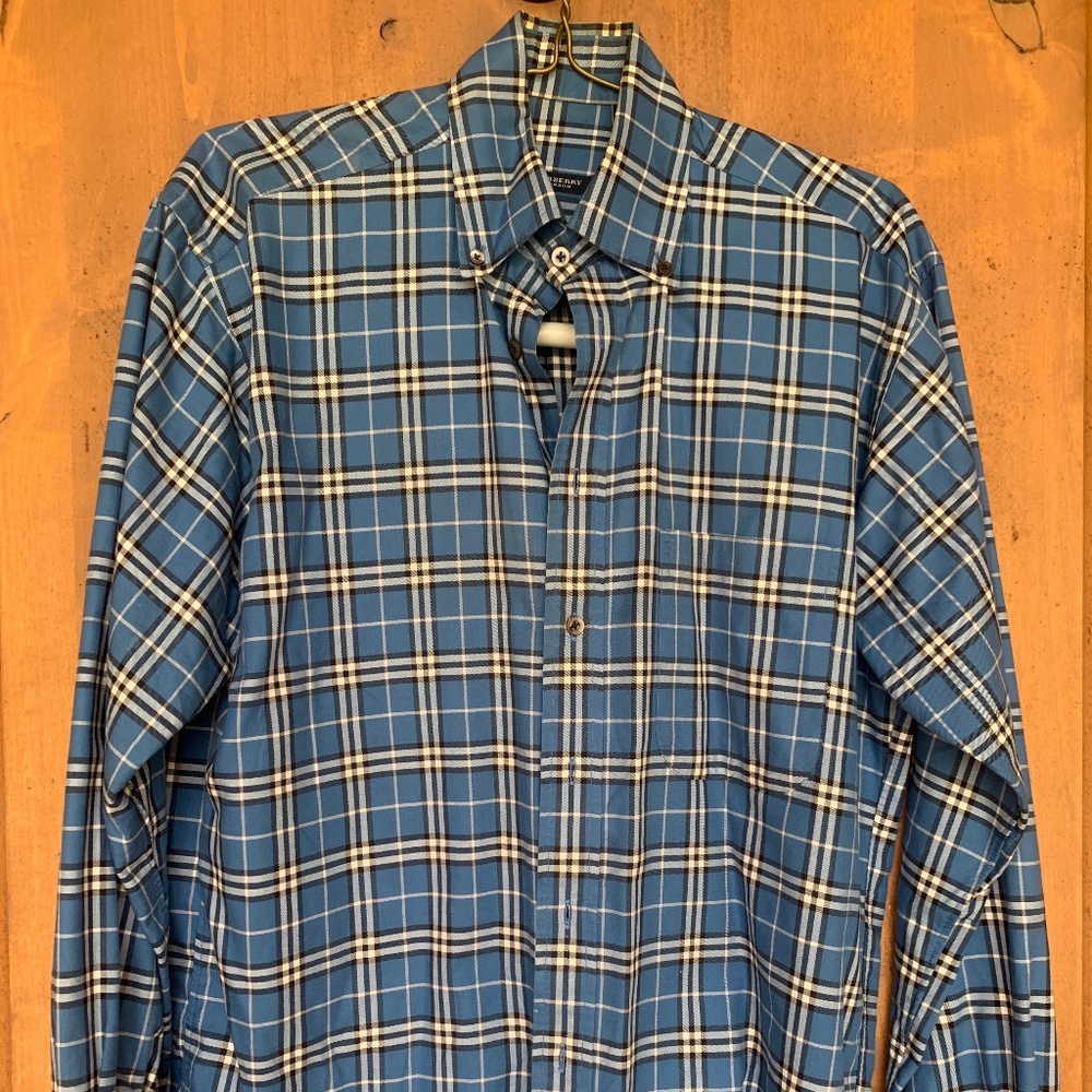 Men’s Burberry Shirt Medium